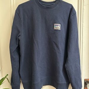 Men’s Patagonia crew sweatshirt, size Large